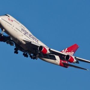Anche Richard Branson contro la pena di morte: Virgin Airlines rompe accordo con la Royal Brunei
