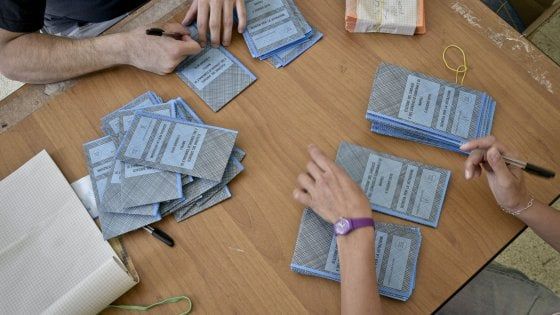 Comunali 2016, oggi al voto con rischio astensione