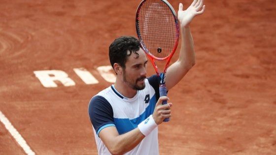 Tennis, Rio de Janeiro: Mager fa l'impresa, battuto Thiem. Sonego fuori ai quarti