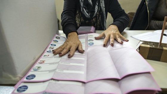 Ostia, ballottaggio Di Pillo (5S)-Picca (FdI). Ma trionfa astensionismo: alle urne solo uno su tre