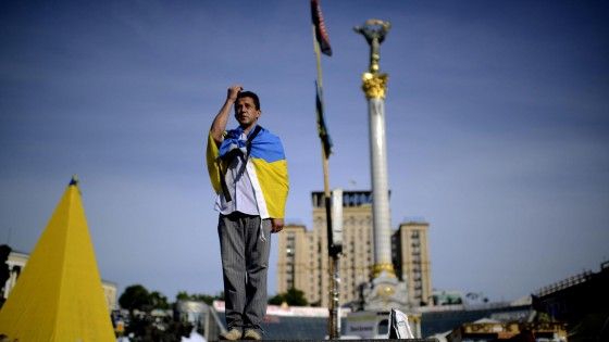Ucraina, chiusa campagna elettorale tra le violenze. Putin, voto irregolare ma lo rispetteremo