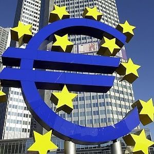 La Bce bacchetta l'Italia: "Ultimi nell'Eurozona per crescita del Pil pro capite"