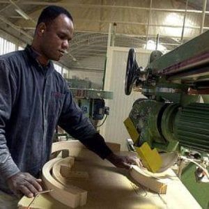 Immigrati, cancellata tassa sui permessi di soggiorno 