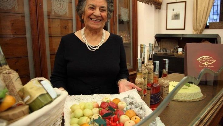 Morta a Catania Nonna Vincenza, la pasticcera dei dolci siciliani amati nel mondo