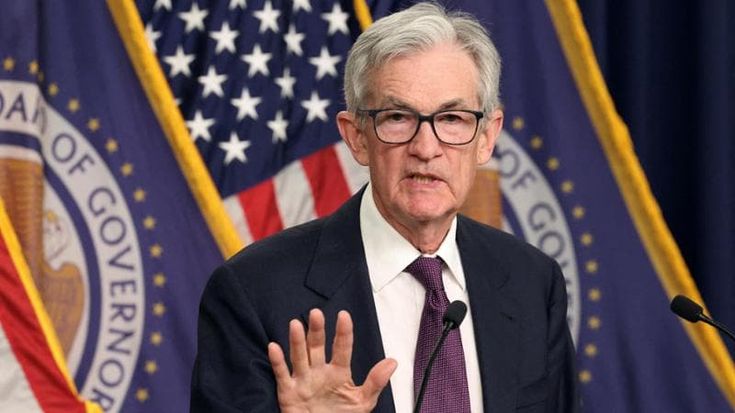 Il dilemma di Powell: taglio sì, taglio no tra inflazione e recessione