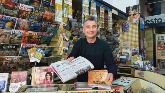  Le edicole di Bologna che resistono negli scatti dei lettori