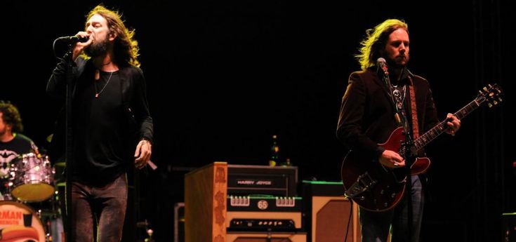 Il pop dei Take That in un solo concerto, i  Black Crowes festeggiano 25 anni di carriera