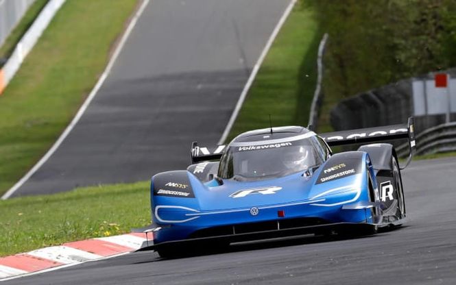 Volkswagen ID.R. in cerca di un nuovo record