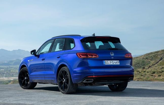 Volkswagen Touareg R, l’ibrida che va di fretta