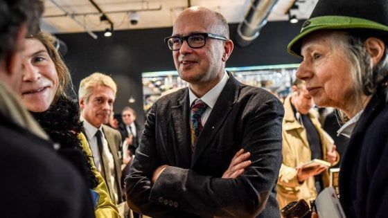 Marcia dei migranti a Milano, l'editore Carlo Feltrinelli: "Sarà una risposta di coraggio"