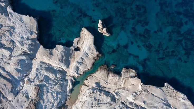 Isole greche, l’allarme dei sindaci: “Assediati da mattone selvaggio, a rischio la nostra identità”