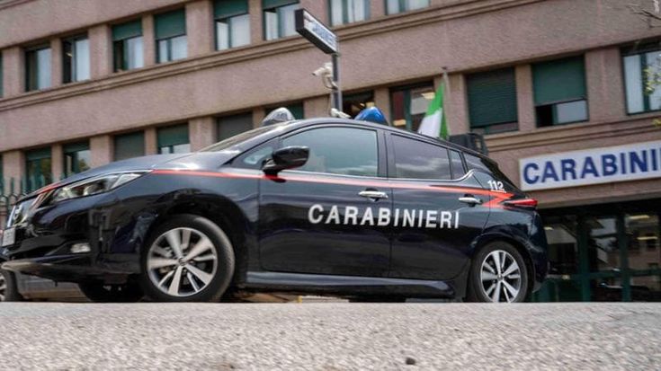 Truffa da 3,5 milioni con il trucco del falso poliziotto, arrestato 22enne: tradito dall’impronta