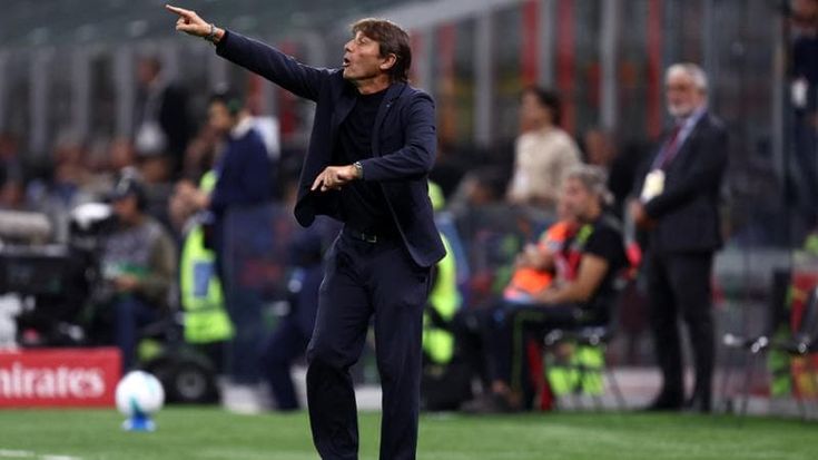 Napoli, l’ultima del 2025 a Fuorigrotta: notte azzurra con 55 mila tifosi