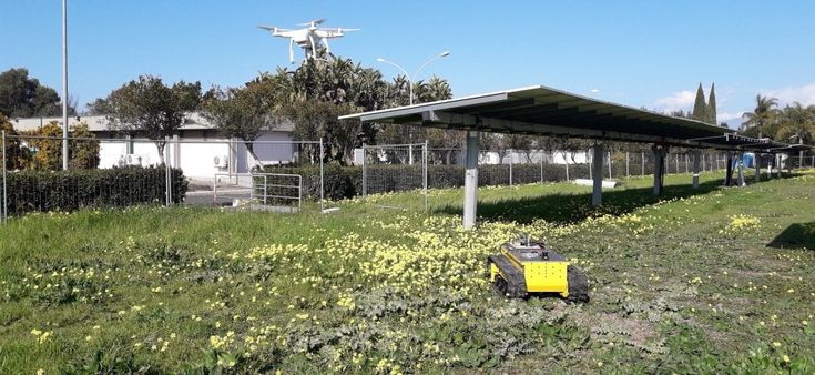 Robot e droni, ecco i custodi dei pannelli solari