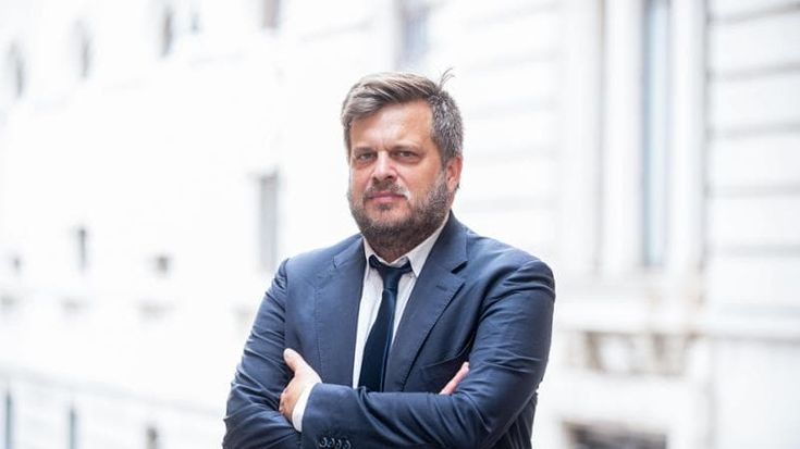 La paura del diverso e la riapertura dei manicomi nel nuovo noir di Pierfrancesco Majorino