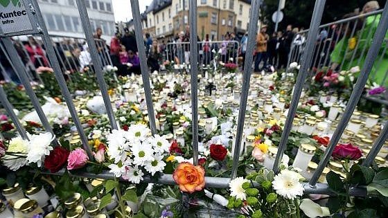 Finlandia, un'italiana fra gli 8 feriti dell'assalto mortale di Turku. Preso richiedente asilo. Polizia: "E' terrorismo"