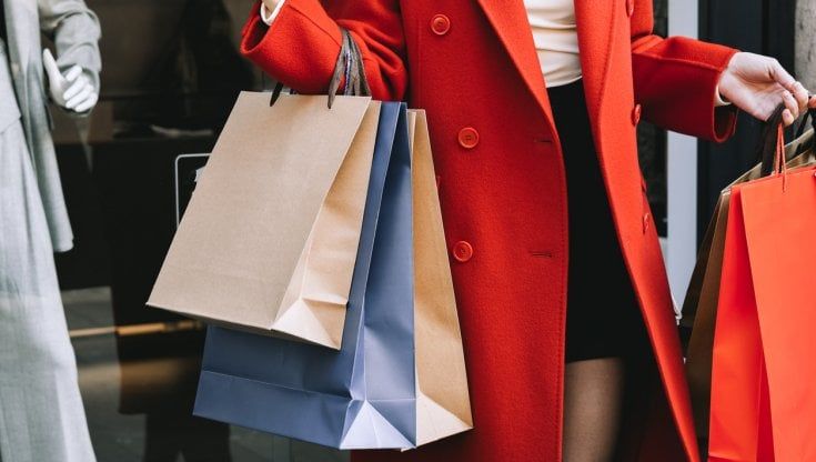 Saldi, la partenza è buona: +5% rispetto al 2022