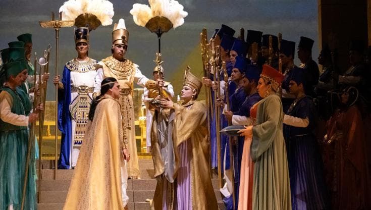Un’Aida d’altri tempi strappa applausi al teatro Massimo: spicca la concertazione di Callegari