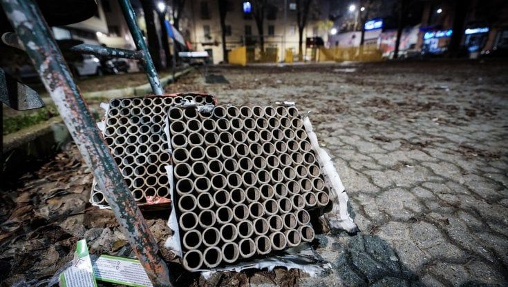 A Torino una pioggia di botti la notte di Capodanno, il caso finisce in Consiglio comunale
