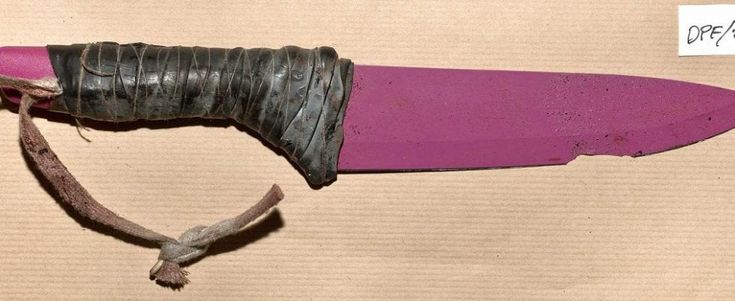 L'attacco a London bridge, l' ultimo mistero del commando terrorista: tre coltelli viola e borse piene di sabbia
