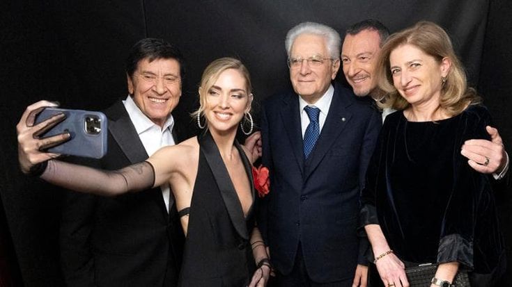 Sanremo senza politica, la svolta di Amadeus spiazza la destra. Santanchè: “Era un po’ comunista, meglio la musica”