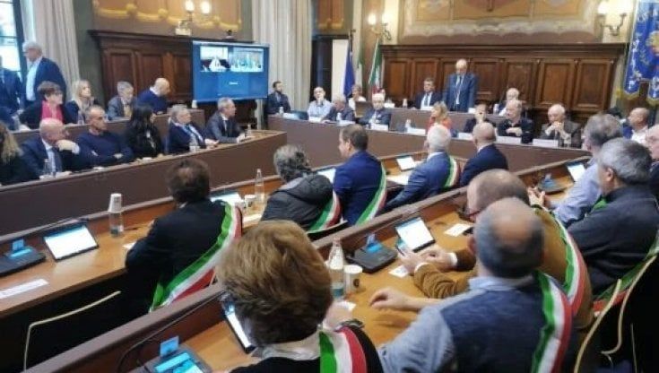 Liguria, Tunnel della Fontanabuona, marzo 2024 la data della partenza fra le polemiche