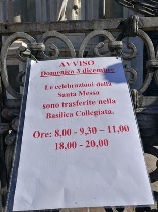 Catania, in Cattedrale portone chiuso per i senzatetto