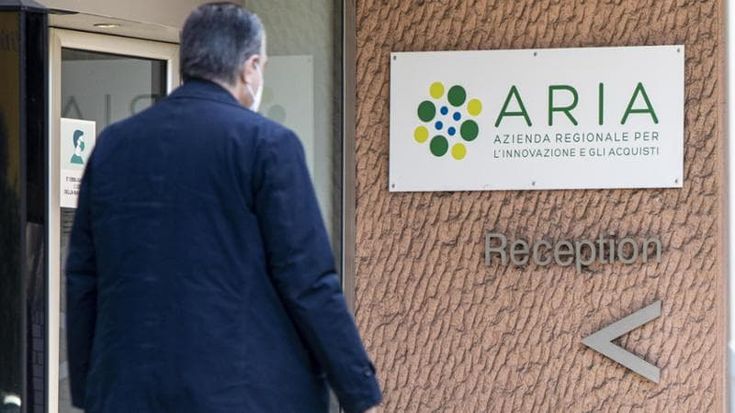 Bertolaso contro l’azienda regionale Aria: gare lumaca e costi alle stelle, governance da cambiare