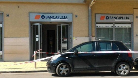 Cerignola, rapina al portavalori: grave guardia giurata colpita alla testa con il calcio della pistola 