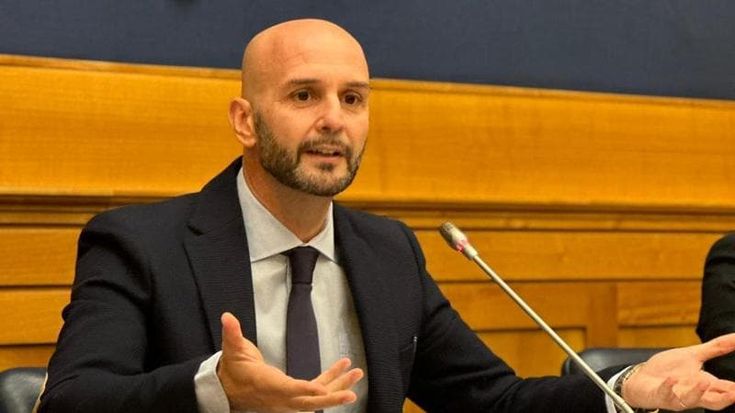 Il dossier FdI con i calciatori pro-Palestina: “Così l’Islam vuole colonizzarci usando il calcio”. Le bizzarre teorie della destra meloniana