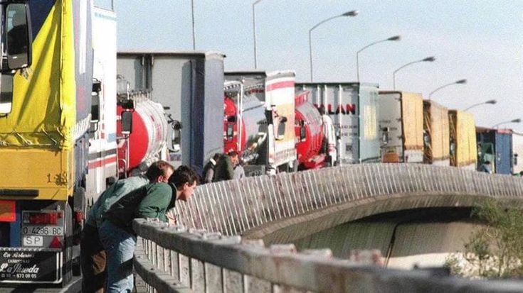 Carburanti, il governo ferma la maggioranza: no a nuovi aiuti per gli autotrasportatori