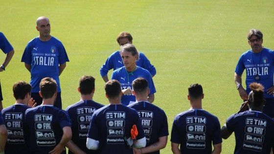 Nazionale, Mancini: "Nuovo inizio, giochiamo divertendoci"