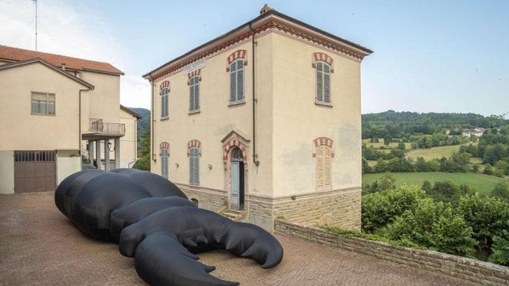 Buona Fortuna Ribelli,ritorno alle Langhe intime per una galleria diffusa