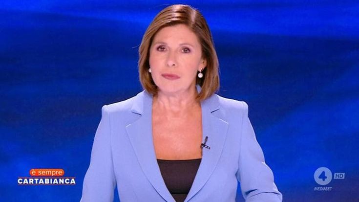 Bianca Berlinguer, il debutto a Mediaset ripropone il format Rai: “Tutto cambia, ma siamo sempre noi”