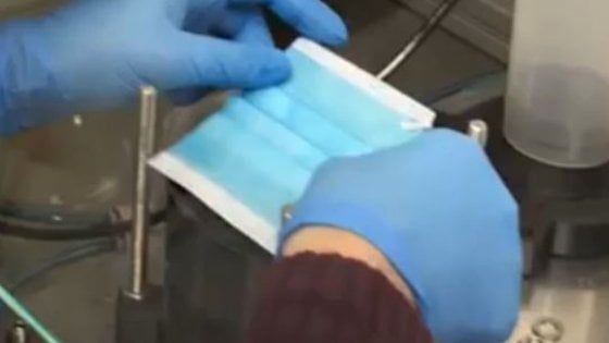 Coronavirus, a Napoli, scoperto venditore abusivo di mascherine