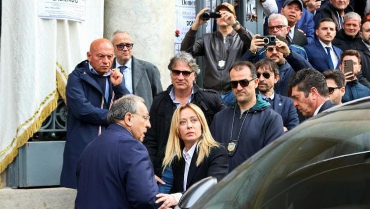 Meloni la parità e la gara