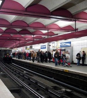 La metropolitana di Parigi rif&agrave; le scale mobili:<br />sbaglia di 10 centimetri, danni per 6 milioni