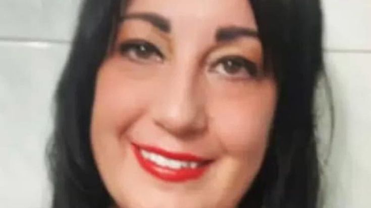 La famiglia nel bosco. La maestra: “Che tristezza, situazione complessa ma sono pronta ad aiutarli”