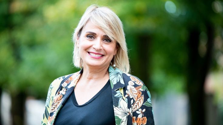 L'immunologa Antonella Viola: "Subito un Green Pass solo per i vaccinati. Basta tamponi"