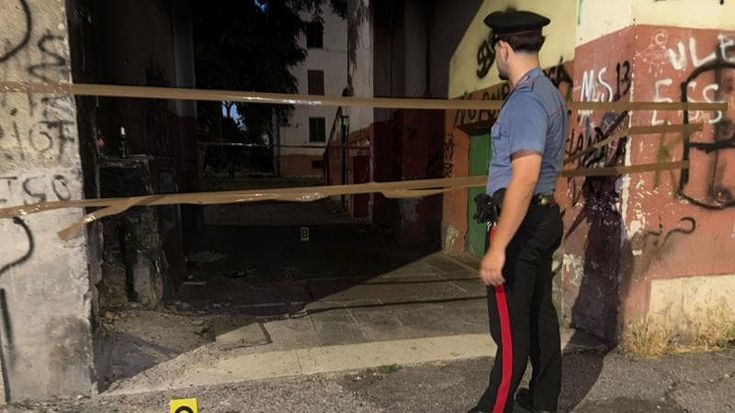 Quarticciolo, ragazzo accoltellato in strada: è grave. Indagini per tentato omicidio