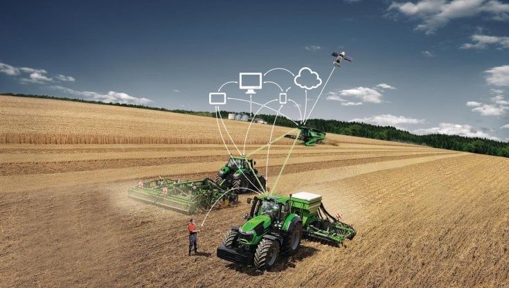 Comincia l'era digitale dei trattori connessi