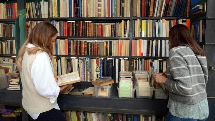 Si vendono pochi libri, ma i festival con gli scrittori sono sempre più un successo