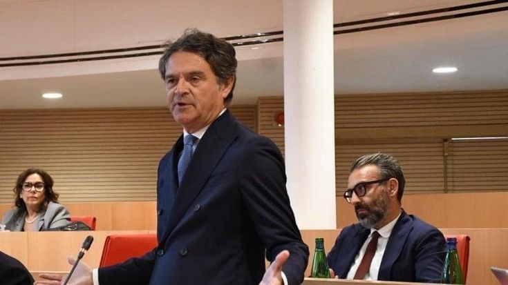 Fondazione San Raffaele attacca l’ex assessore Fabiano Amati: “Elemosina incarichi”. Lui: “Querelo”