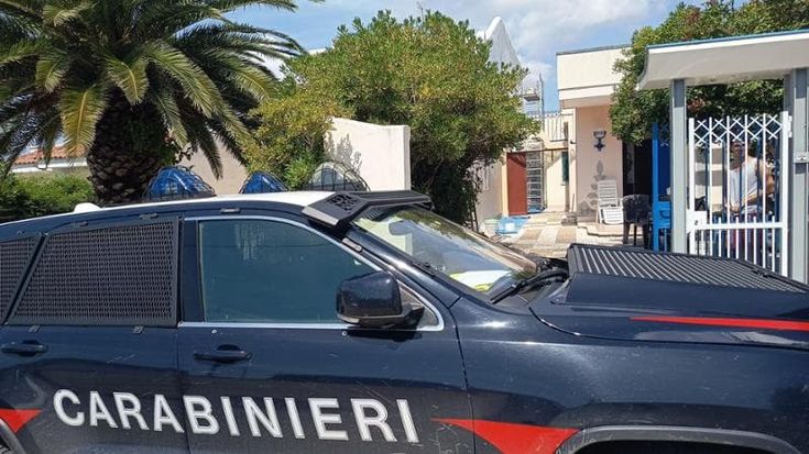 Porto Cesareo, operaio di 79 anni cade dall'impalcatura: è in codice rosso dopo un volo di 5 metri