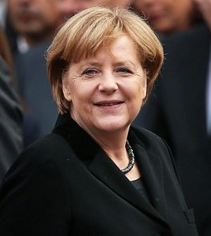 La Merkel propone <br />modifica trattati Ue