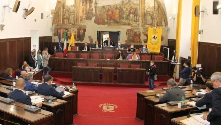 Città metropolitana di Napoli: Manfredi si tiene la cultura, deleghe a tutti i consiglieri di maggioranza