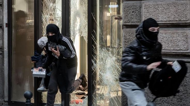 Scontri a Milano, arrivano i primi provvedimenti: chiesto il carcere per 11 maggiorenni e 34 minori