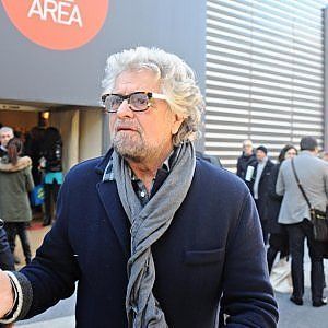 Grillo attacca la Rai: "E' una tv fascista". Freccero: "Riportiamolo in prima serata"
