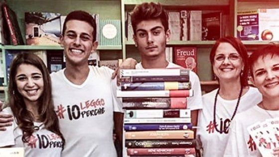#IoLeggoPerché: l'iniziativa per donare libri alle scuole e formare i lettori di domani