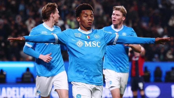 Napoli-Bologna, le pagelle: Neres gioia del calcio, Castro non incide